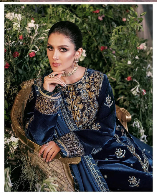 Miraal 959-3PCs Embroidered Velvet With Embroidered Chiffon Dupatta