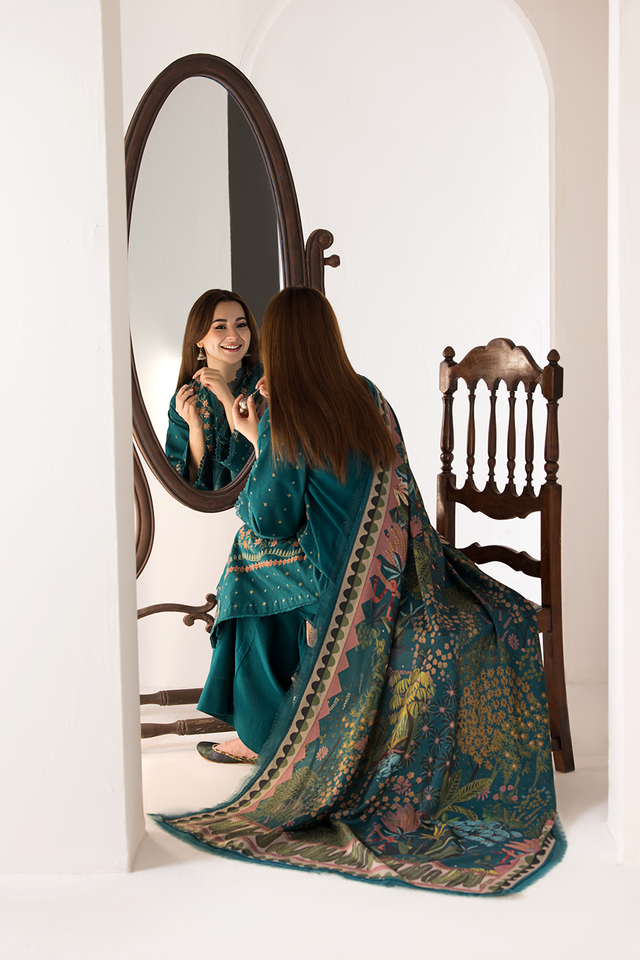 3PC LAWN EMBROIDERED SHIRT WITH DIGITAL PRINTED JACQUARD DUPATTA - 5026